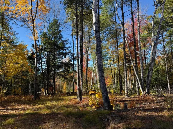 78 Castlewood Road, Newcastle, ME 04553