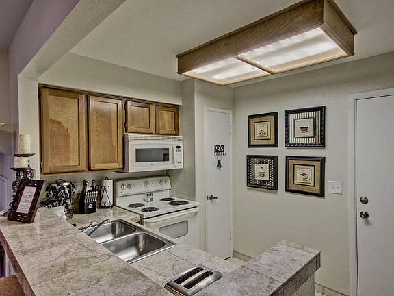 4th image of 4901 S Calle Los Cerros Dr Unit 147