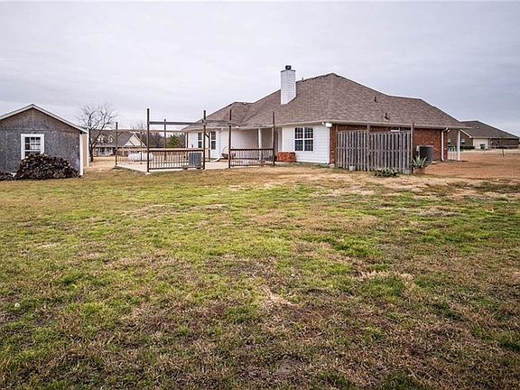5th image of 3013 Teri Cir