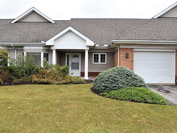3rd image of 5325 Clover Dr