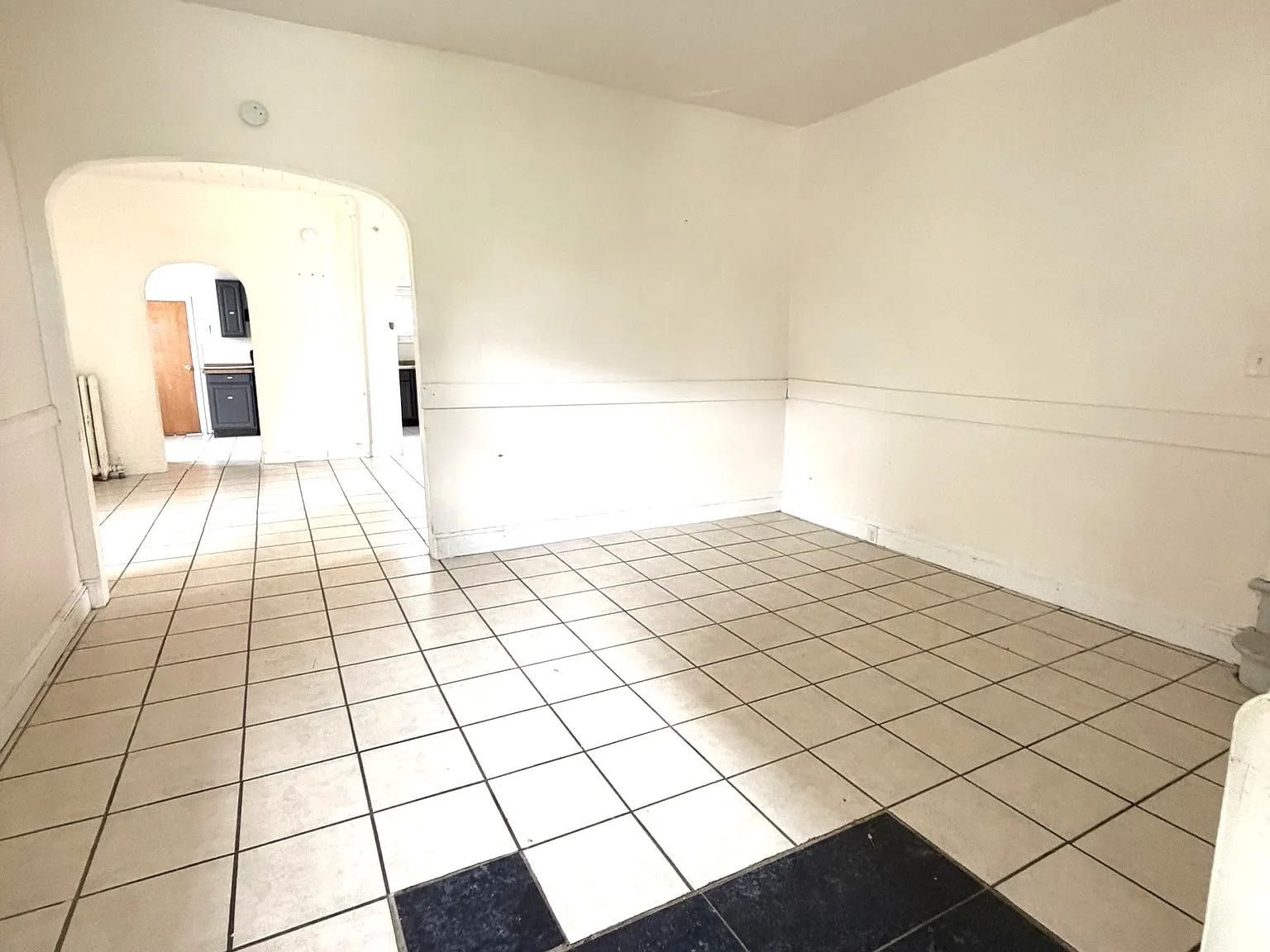 3 bed, 1500 sqft, $1,600 — Photo 4