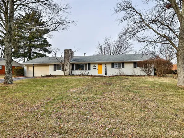 8895 Cavalier Dr, Cincinnati, OH 45231