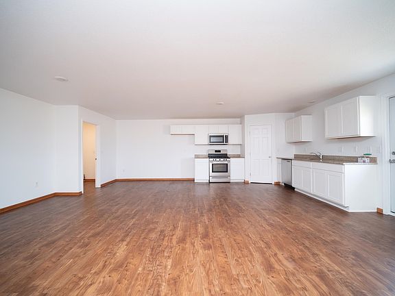5th image of 1102 Witbeck Dr