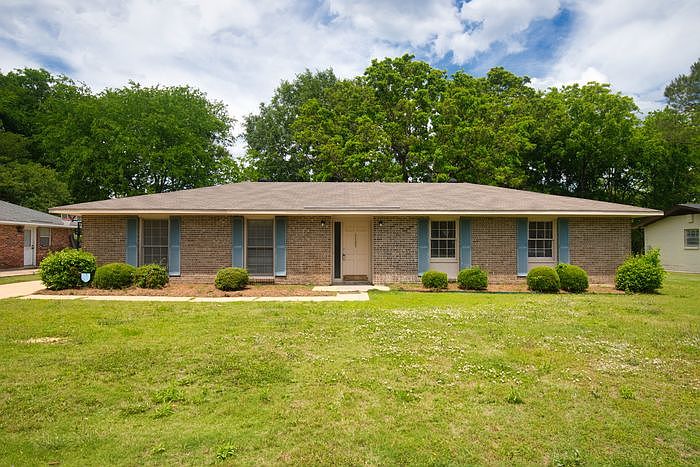 1st image of 3123 Brentwood Dr