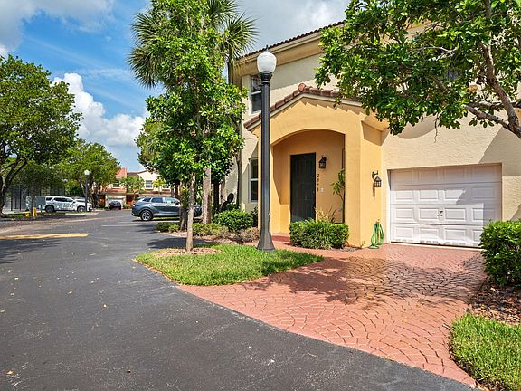2nd image of 2978 Deer Creek Country Club Boulevard