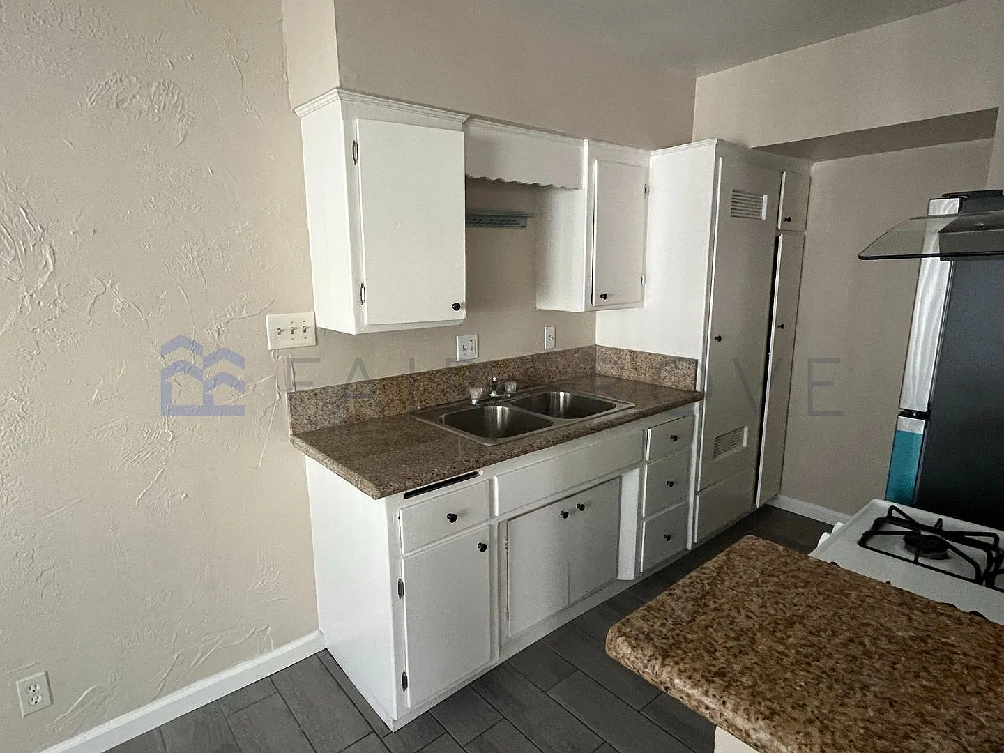 218 Chicago in Beautiful Huntington Beach! — Photo 3