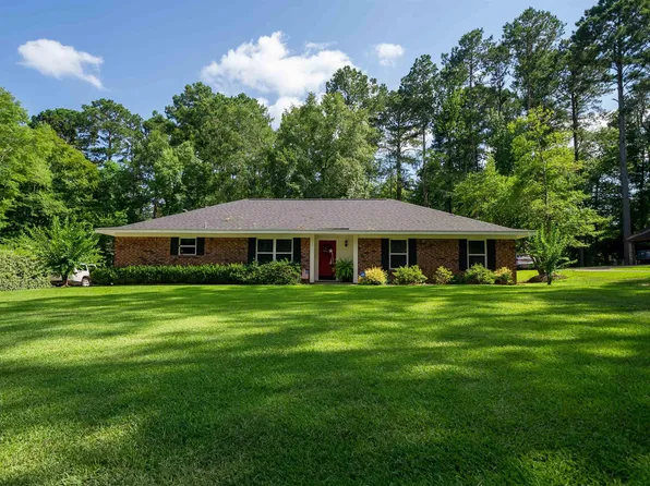 900 Orleans Dr, Ruston, LA 71270