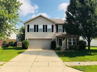 10812 Roundtree Rd, Fishers, IN 46037