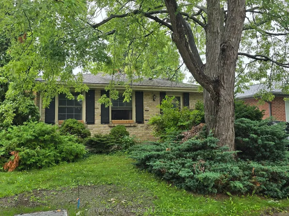 383 Ferndale Ave, London, ON N6C 2Y9
