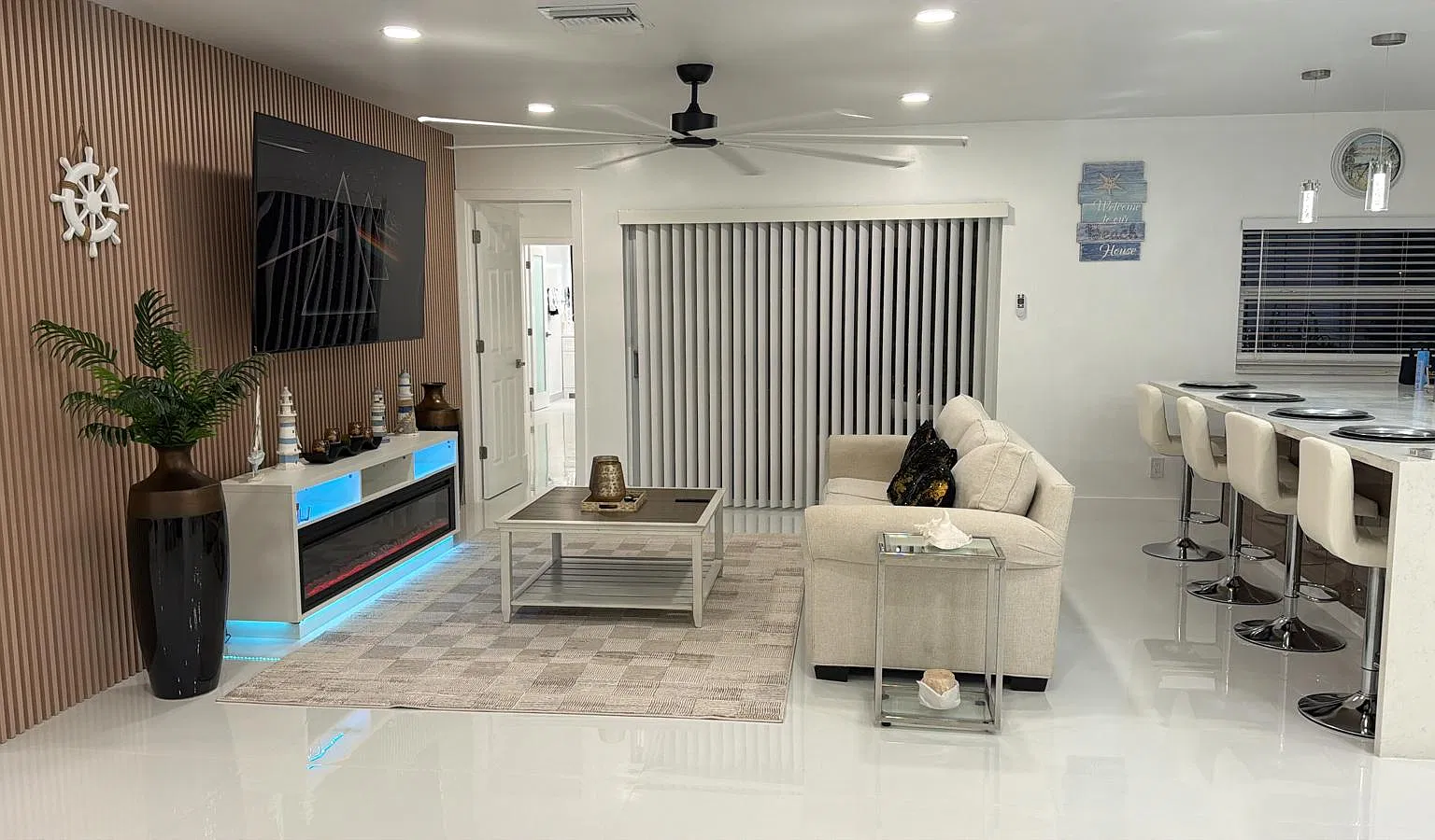 3 bed, 1734 sqft, $7,000 — Photo 3