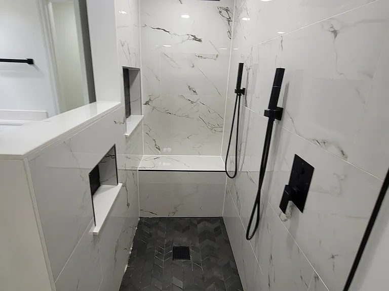 8320 Woodlake Pl — Photo 32