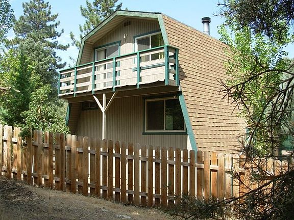 Fenced in Back Yard With Dog Run