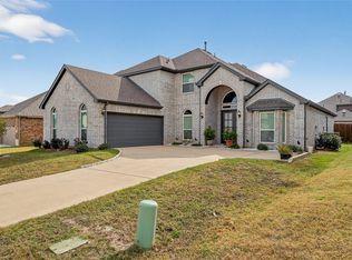 214 Tradd St, Red Oak, TX 75154