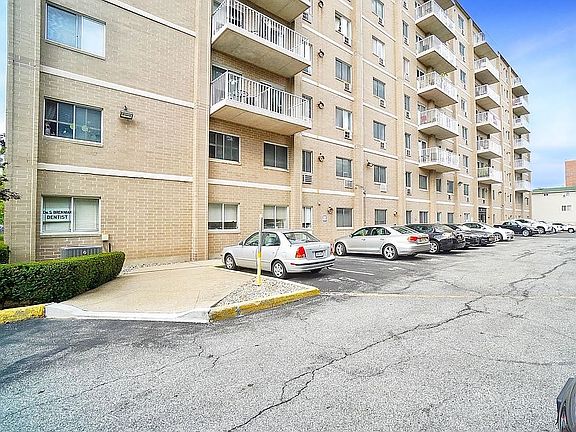 4th image of 6 New Ln APT 2H