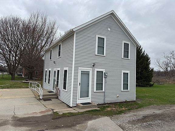 2nd image of 4427 V St