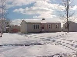 2470 Spruce St, Girard, OH