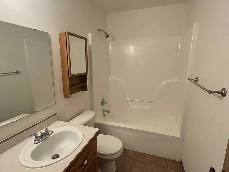 3436 S Moffet Ave — Photo 11