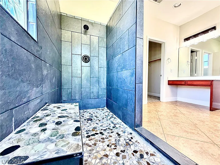 3347 Chesterbrook Ct — Photo 32