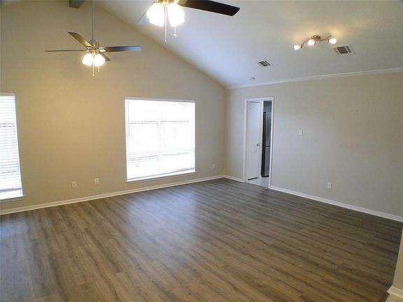 5th image of 22119 Fincastle Dr
