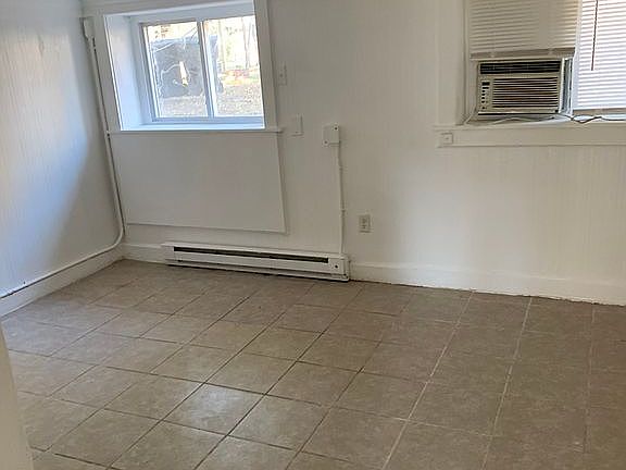 5th image of 220 Sandpiper Dr APT 3