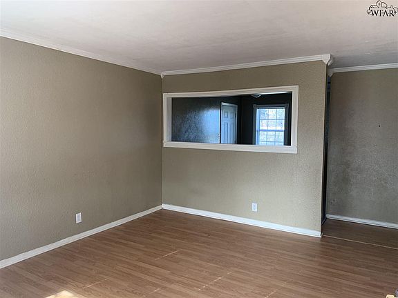 2nd image of 1452 Kinsale Ct