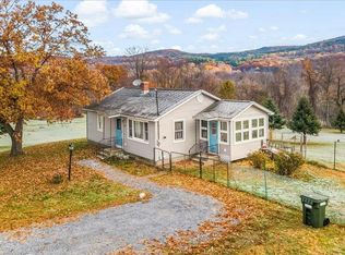 555 NW Hill Rd, Pownal, VT 05261