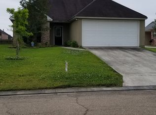 40463 Cross Ridge Ave, Gonzales, LA 70737