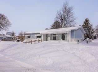 30 Mimosa Dr, Innisfil, ON L9S 1P8