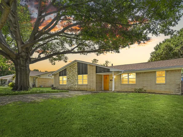 1122 Weathered St, Irving, TX 75062