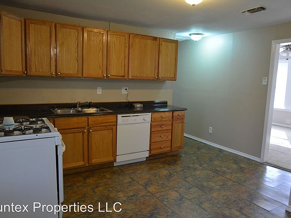 5th image of 3114 Poplar St
