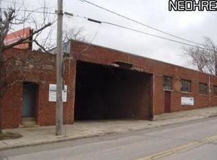 2877 E 37th St, Cleveland, OH 44115