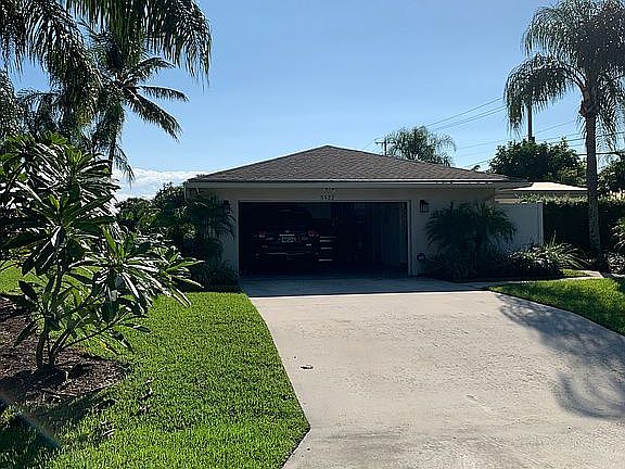 2nd image of 3522 Lighthouse Dr