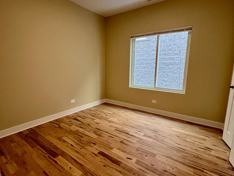 4231 S Champlain Ave #2 — Photo 11