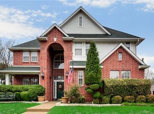 825 Hunters Gln, Rockwall, TX 75032