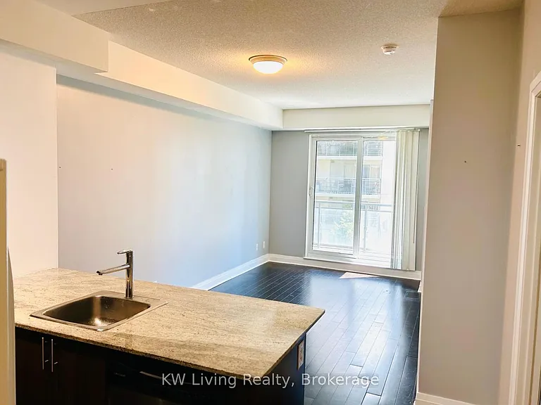 17 Kenaston Gdns #418 — Photo 16