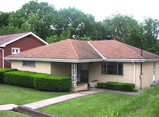 221 Hester Ave, Mc Kees Rocks, PA 15136