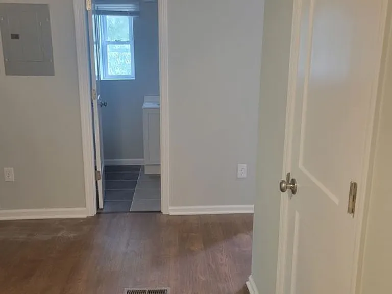 923 S Rogers St #4 — Photo 5