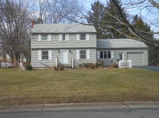 21 Maryvale Dr, Webster, NY 14580