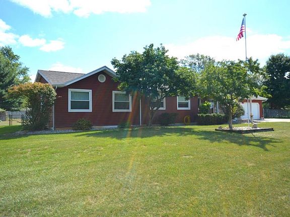 2nd image of 54784 Country Manor Pl
