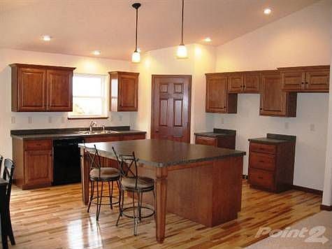 305 Aspen Grove Kitchen