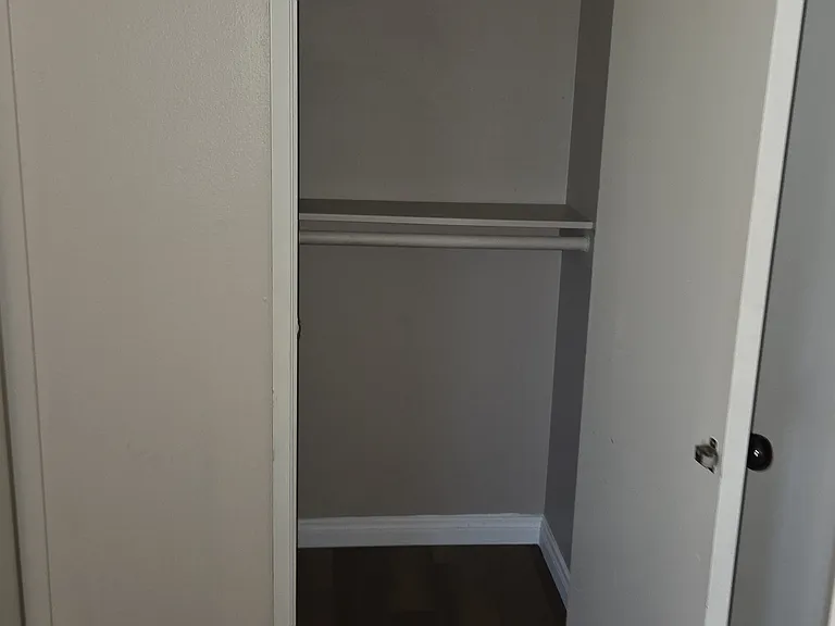 116 Chapel Ave — Photo 24