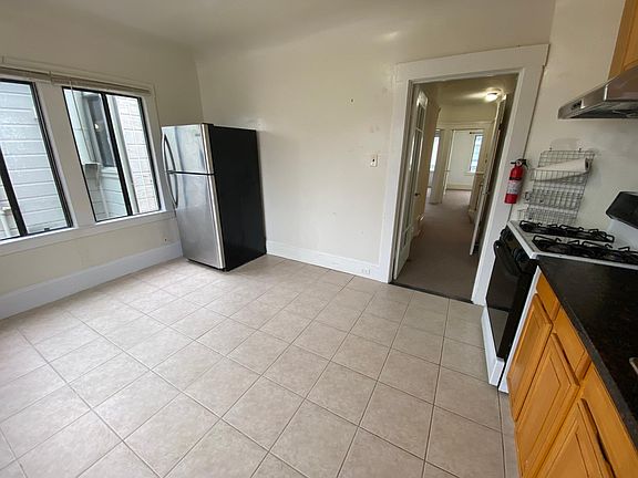 2nd image of 304 21st Ave