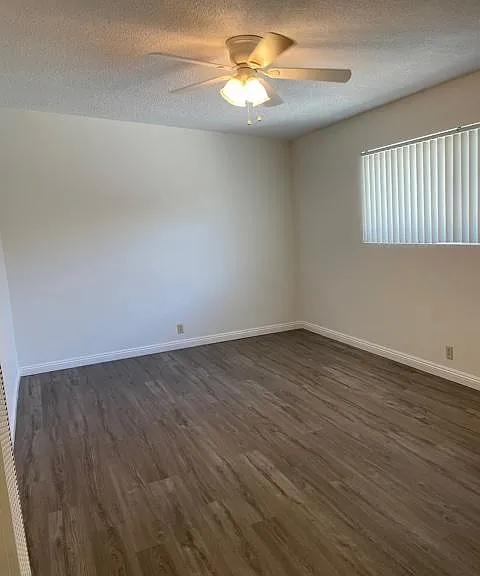 2707 Montrose Ave #10 — Photo 20