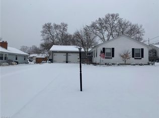 6211 Diana Dr, Poland, OH