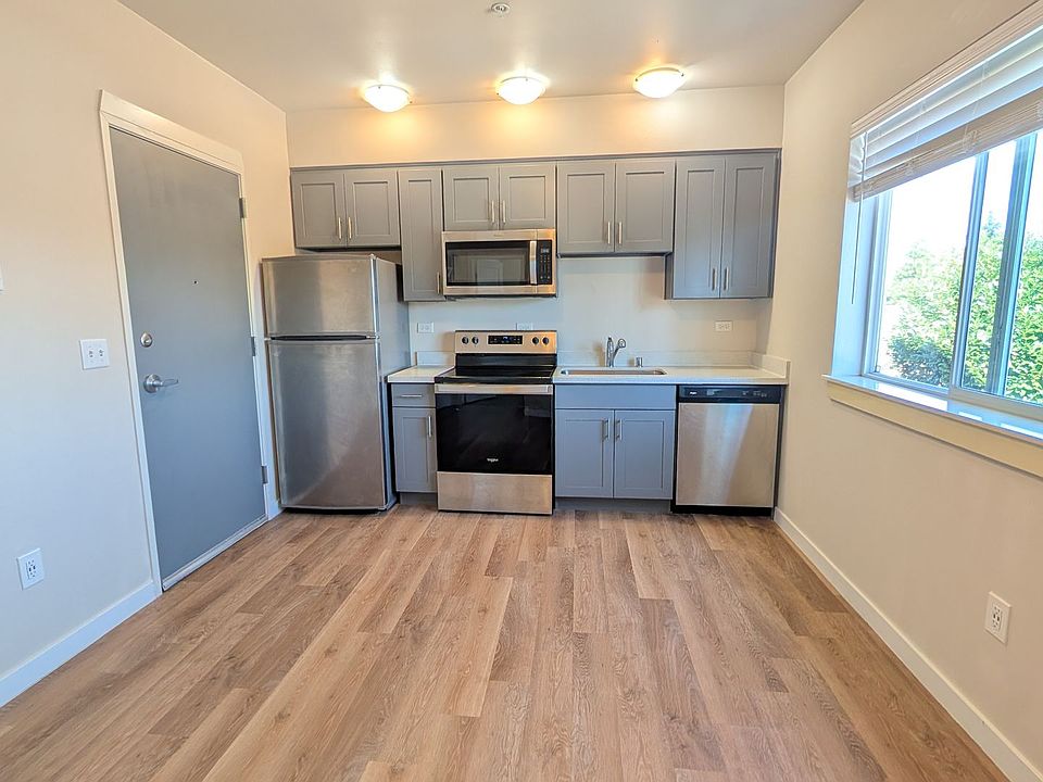 1st image of 3715 McKinley Ave #207