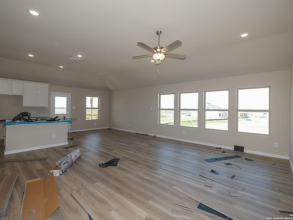 2nd image of 1145 Water Valley