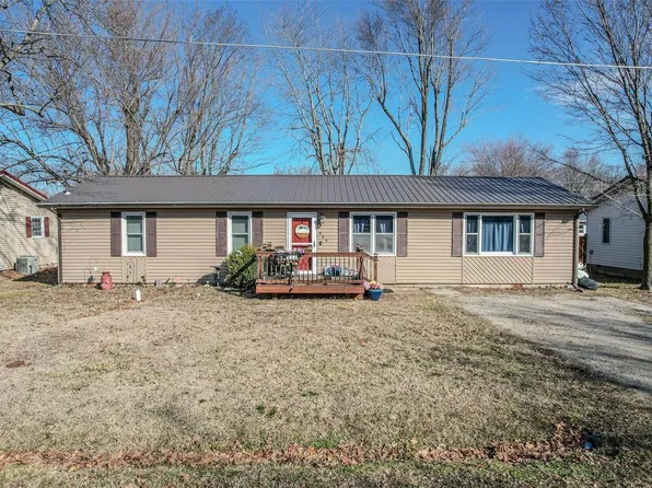 604 Cedar St, Richland, MO 65556