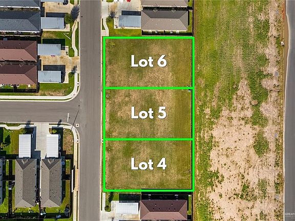 3rd image of 904 Sunset Ln