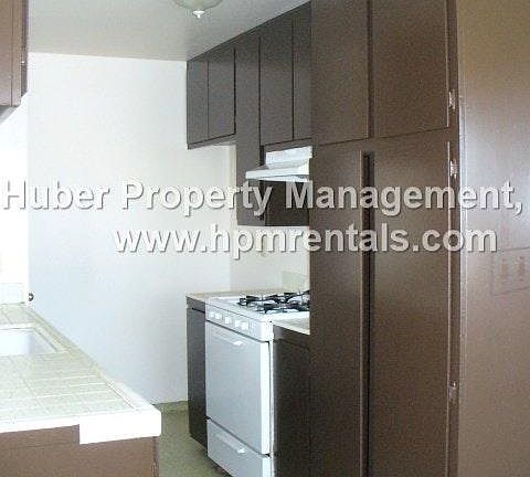 4th image of 3593 Opal Dr APT 2