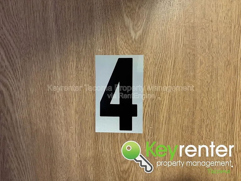 7630 Yakima Ave #4 — Photo 5